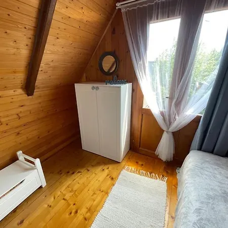 Házikó Vendégház/balatonfenyves Casa de Férias Balatonfenyves