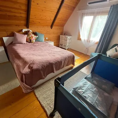 Házikó Vendégház/balatonfenyves * Balatonfenyves