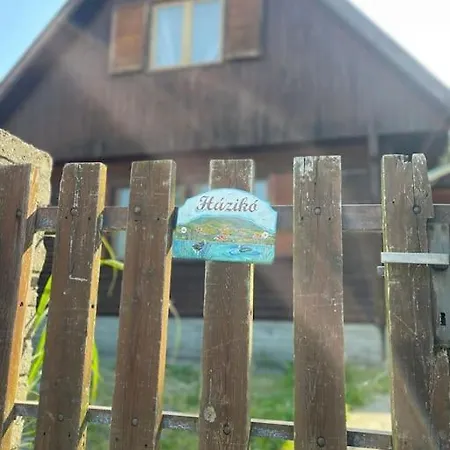 Házikó Vendégház/balatonfenyves Casa de Férias Balatonfenyves