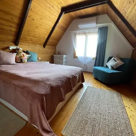 Casa de Férias Házikó Vendégház/balatonfenyves Balatonfenyves