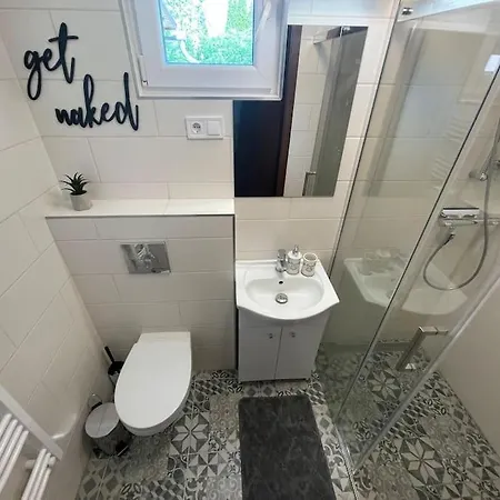 Házikó Vendégház/balatonfenyves Casa de Férias Balatonfenyves