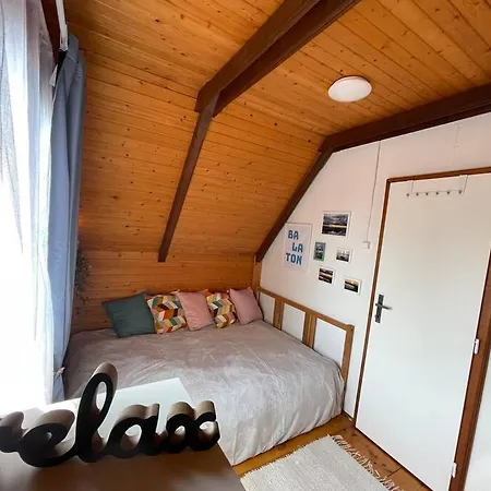 Házikó Vendégház/balatonfenyves *